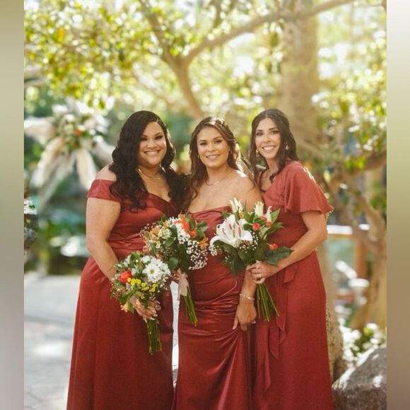 Celebrate DB Studio Hi Low Flutter Sleeve in Cinnamon - Picture 6 of 6